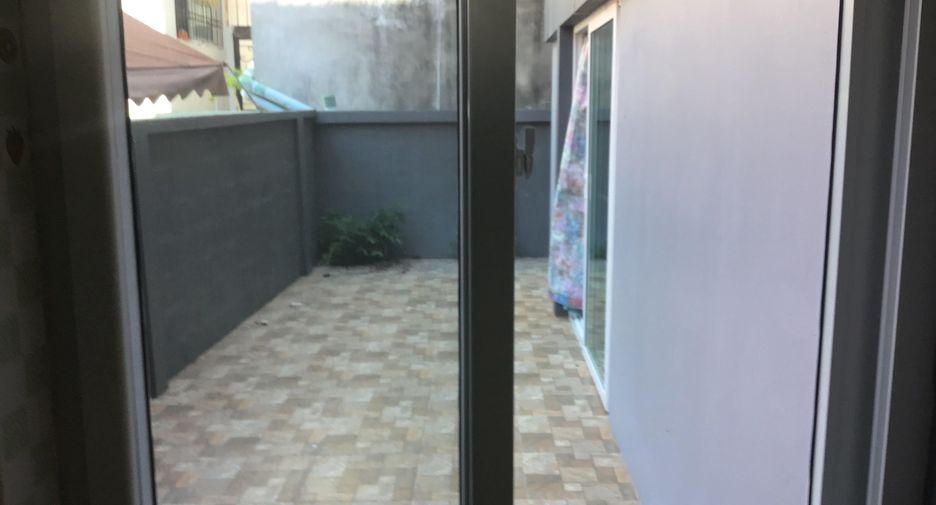 For sale 15 bedrooms townhouse in Bang Lamung, Chonburi