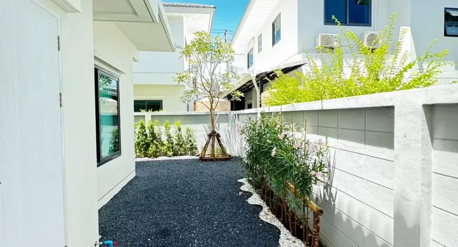 Casa en alquiler de 3 habitaciones en Mueang Phuket, Phuket