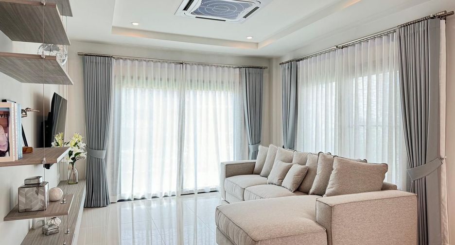 Casa en alquiler de 3 habitaciones en Mueang Phuket, Phuket