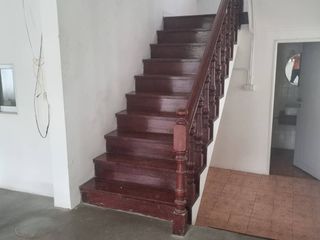 Casa en venta de 4 habitaciones en Yan Nawa, Bangkok