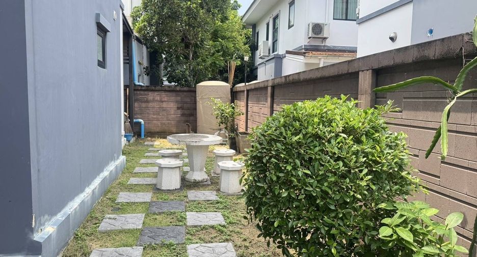 For sale 3 bedrooms house in Sam Phran, Nakhon Pathom