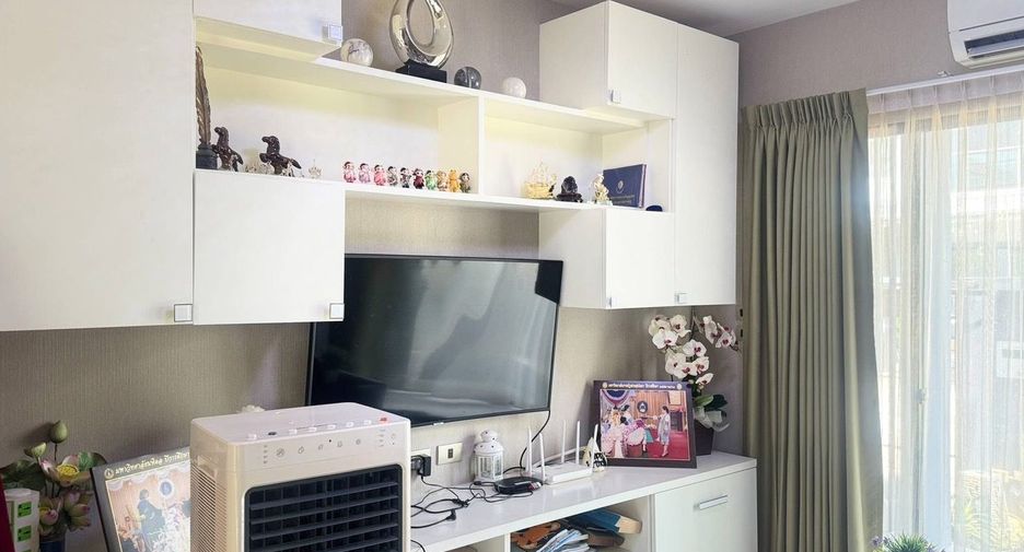 For sale 3 bedrooms house in Sam Phran, Nakhon Pathom