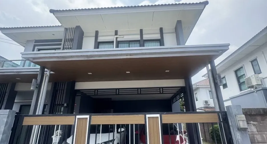 For sale 3 bedrooms house in Sam Phran, Nakhon Pathom