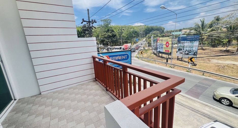 For sale 2 bedrooms retail Space in Thalang, Phuket