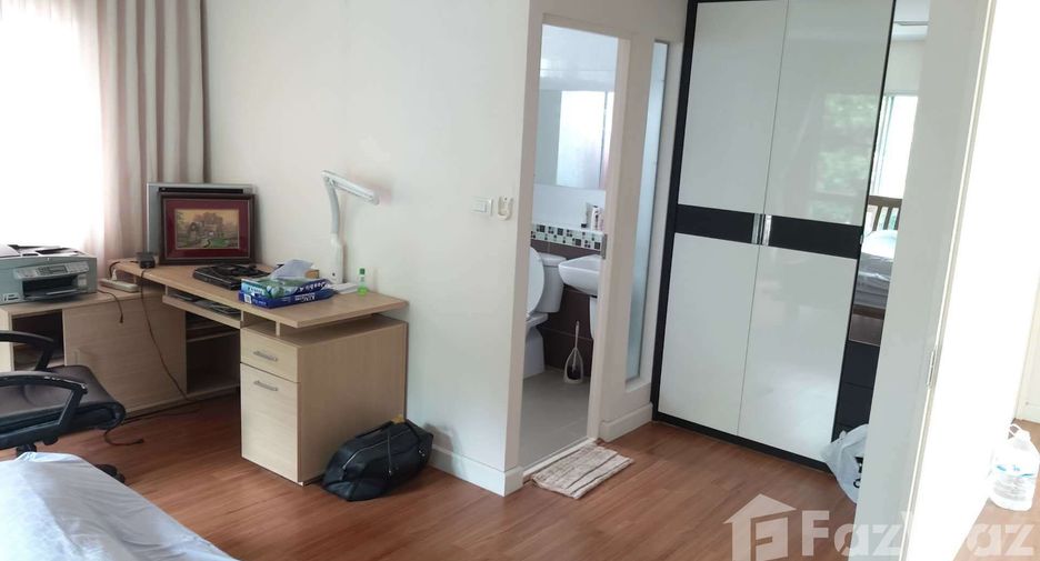 For sale 3 bedrooms house in Lat Krabang, Bangkok