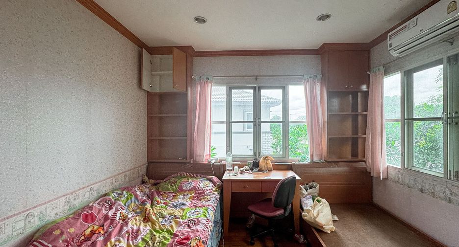 Haus zum Kauf mit 3 Zimmer in Bang Khun Thian, Bangkok