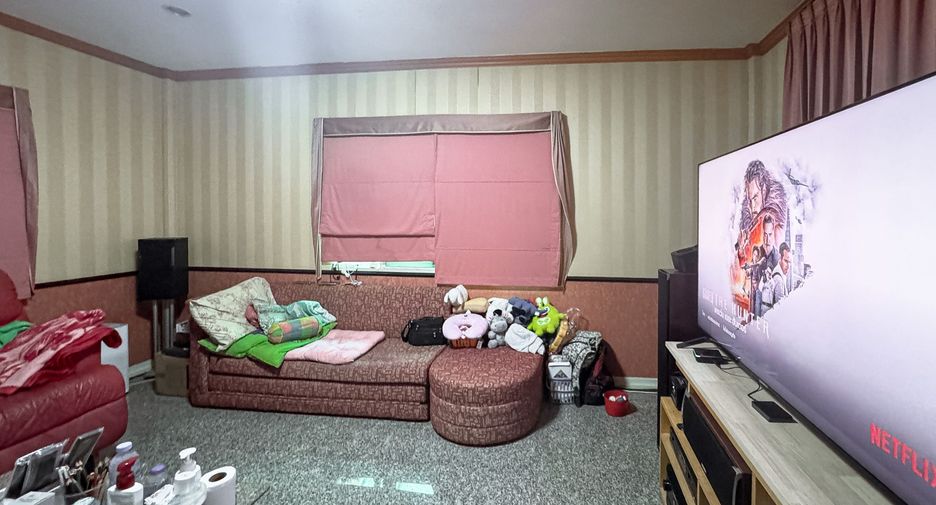 Haus zum Kauf mit 3 Zimmer in Bang Khun Thian, Bangkok