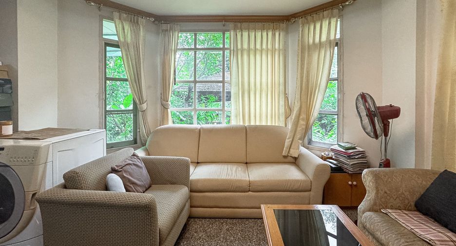 Haus zum Kauf mit 3 Zimmer in Bang Khun Thian, Bangkok