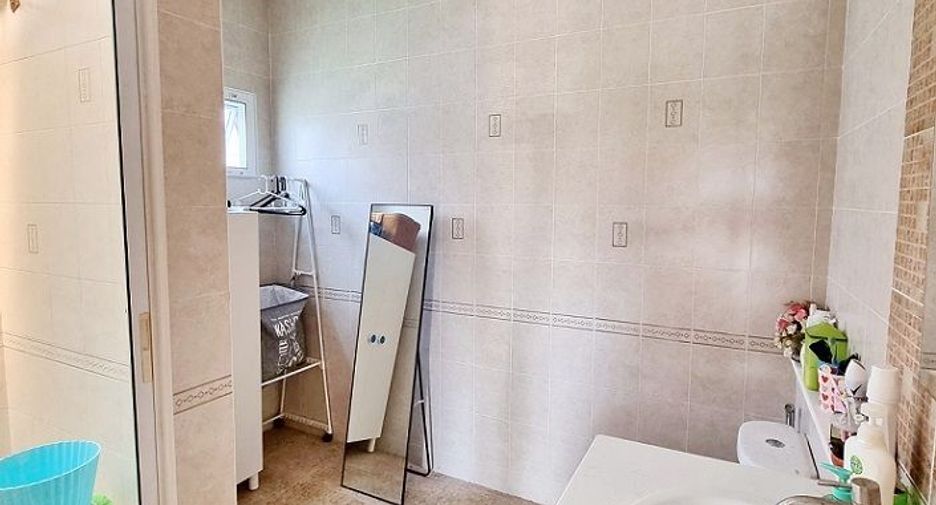 For sale 3 bedrooms house in Mueang Chon Buri, Chonburi