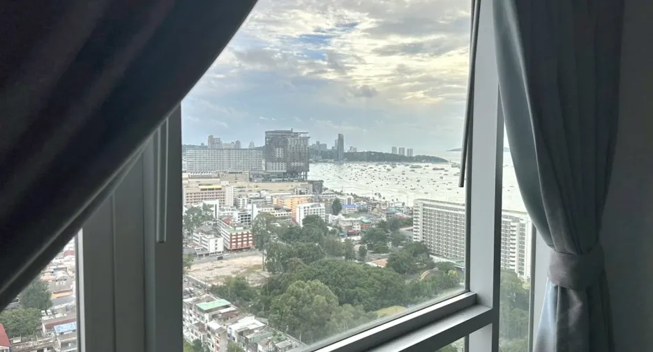 For sale 1 bed condo in Bang Lamung, Chonburi