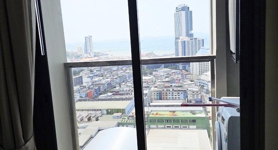 For sale 1 bed condo in Si Racha, Chonburi