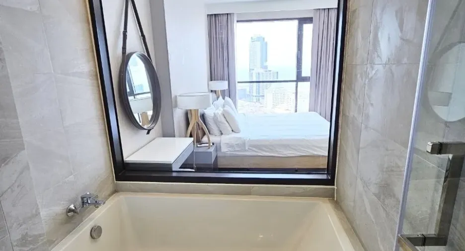 For sale 1 bed condo in Si Racha, Chonburi