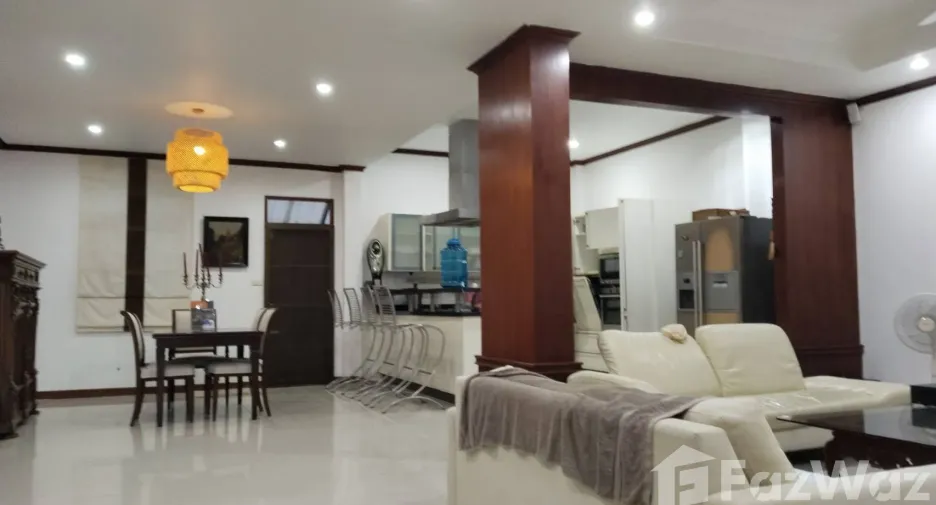 For rent 5 bedrooms villa in Kathu, Phuket
