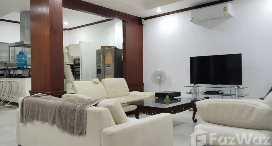 For rent 5 bedrooms villa in Kathu, Phuket