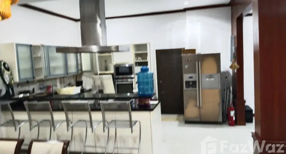 For rent 5 bedrooms villa in Kathu, Phuket
