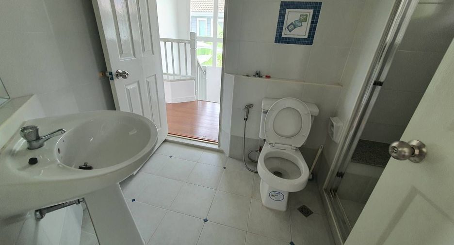 For sale 3 bedrooms house in Bang Phli, Samut Prakan