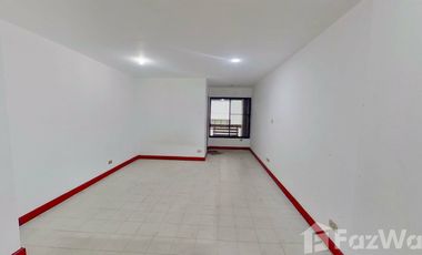 Condo en venta de 4 habitaciones en Watthana, Bangkok