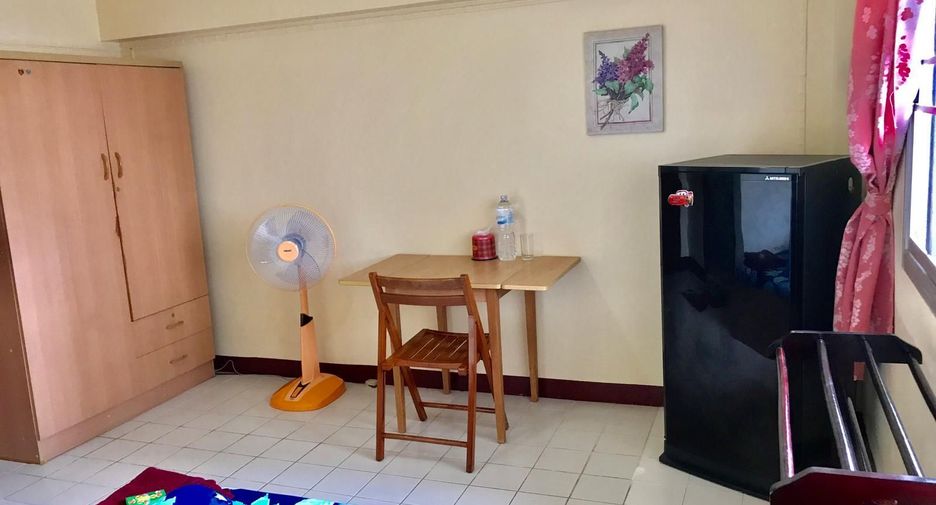 For sale 4 bedrooms retail Space in Mueang Phuket, Phuket