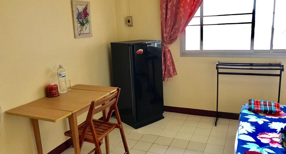 For sale 4 bedrooms retail Space in Mueang Phuket, Phuket