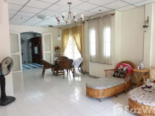 For sale 3 bedrooms house in Thawi Watthana, Bangkok