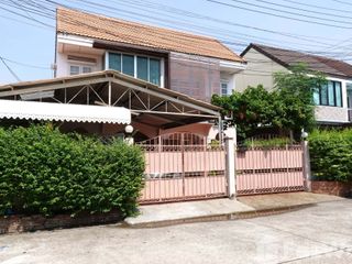 For sale 3 bedrooms house in Thawi Watthana, Bangkok