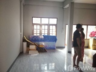 For sale 3 bedrooms townhouse in Mueang Sisaket, Sisaket