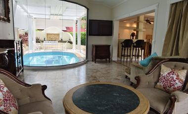 Villa en venta y en alquiler de 4 habitaciones en Bang Lamung, Chonburi