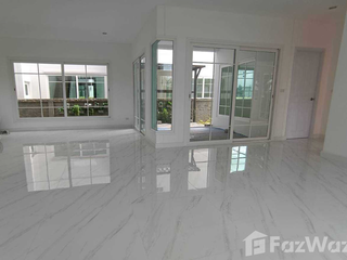Haus zum Kauf mit 4 Zimmer in Rat Burana, Bangkok