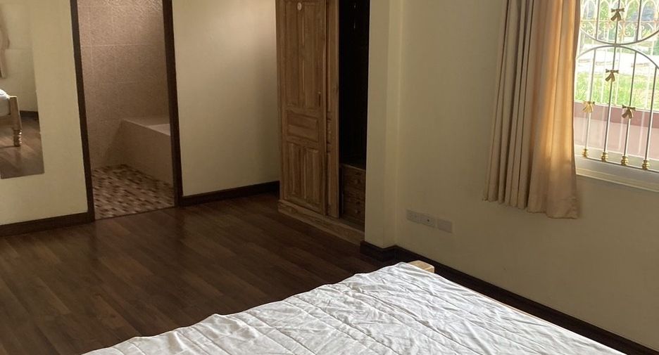 For rent 3 bedrooms house in Bang Lamung, Chonburi