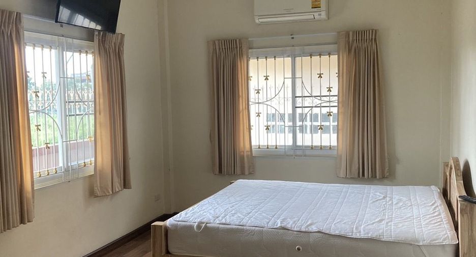 For rent 3 bedrooms house in Bang Lamung, Chonburi