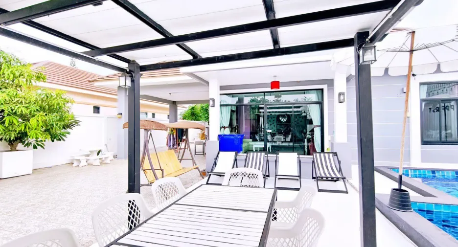 For sale and for rent 3 bedrooms villa in Bang Lamung, Chonburi