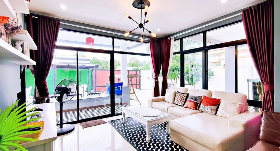 For sale and for rent 3 bedrooms villa in Bang Lamung, Chonburi