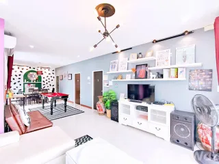 Villa zum Kauf und zur Miete mit 3 Zimmer in Bang Lamung, Chonburi