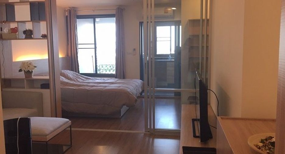 For sale and for rent studio condo in Yan Nawa, Bangkok