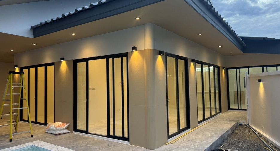 Casa en venta y en alquiler de 3 habitaciones en Mueang Phuket, Phuket