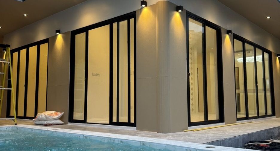 Casa en venta y en alquiler de 3 habitaciones en Mueang Phuket, Phuket