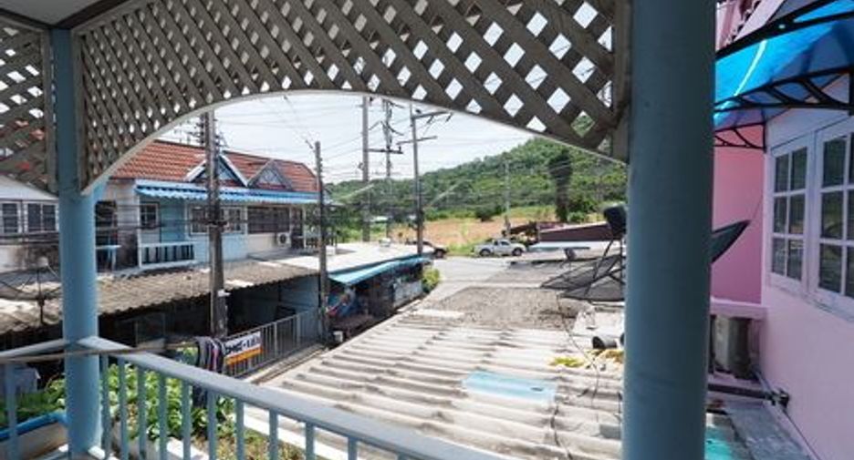 ขาย และ ให้เช่า 2 ห้องนอน ทาวน์เฮ้าส์ ใน ศรีราชา, ชลบุรี