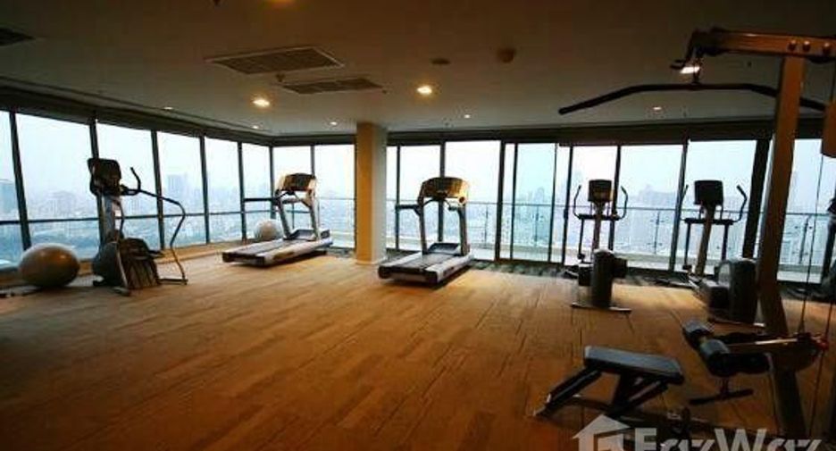 For sale and for rent 3 bedrooms condo in Khlong Toei, Bangkok