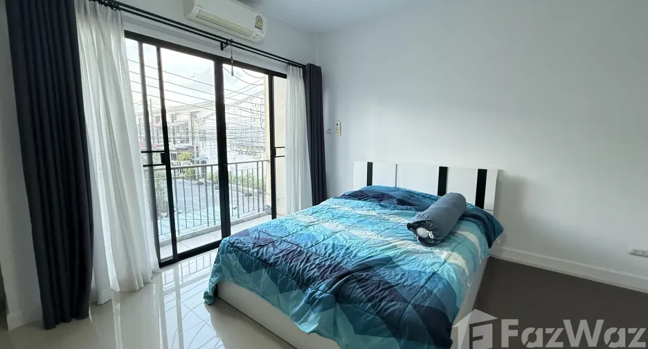 For sale 4 bedrooms townhouse in Mueang Phuket, Phuket