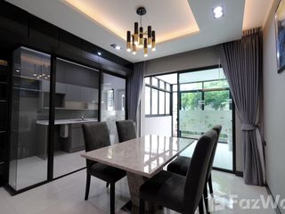 For sale 3 bedrooms townhouse in Lat Phrao, Bangkok