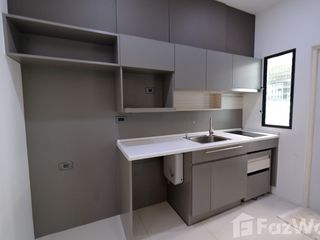 For sale 3 bedrooms townhouse in Lat Phrao, Bangkok