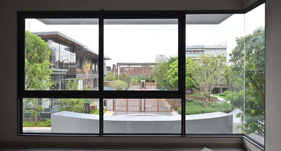 Villa en venta de 4 habitaciones en Huai Khwang, Bangkok