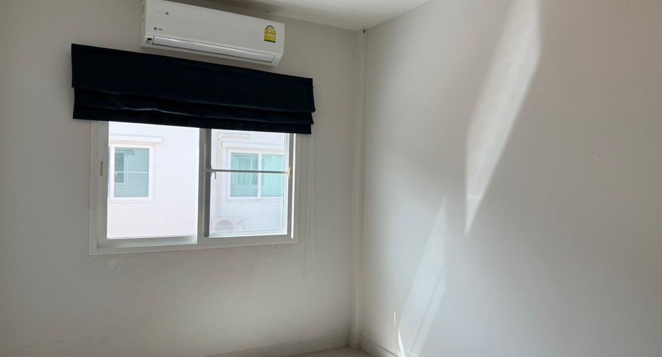 For rent 3 bedrooms townhouse in Mueang Phuket, Phuket
