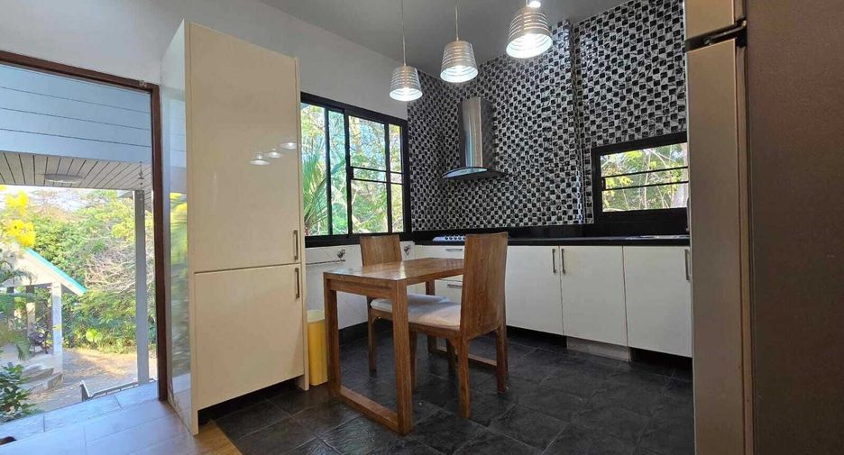 À louer 1 chambre villa à Mueang Phuket, Phuket