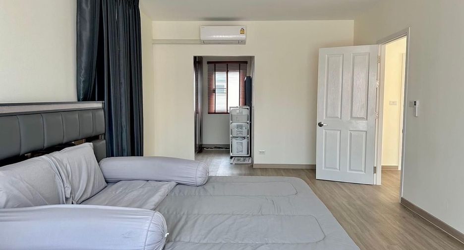 For rent 3 bedrooms house in Bang Lamung, Chonburi