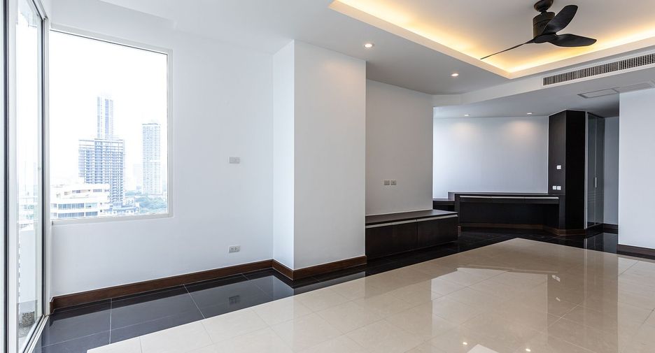 For sale 3 bedrooms condo in Bang Lamung, Chonburi