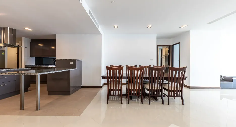 For sale 3 bedrooms condo in Bang Lamung, Chonburi