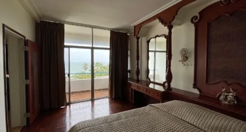 For sale 2 bedrooms condo in Bang Lamung, Chonburi