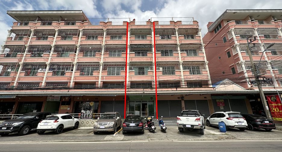 For sale 5 bedrooms retail Space in Bang Khun Thian, Bangkok