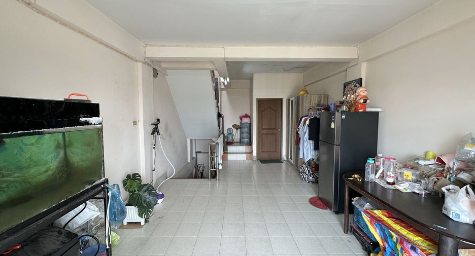 For sale 5 bedrooms retail Space in Bang Khun Thian, Bangkok